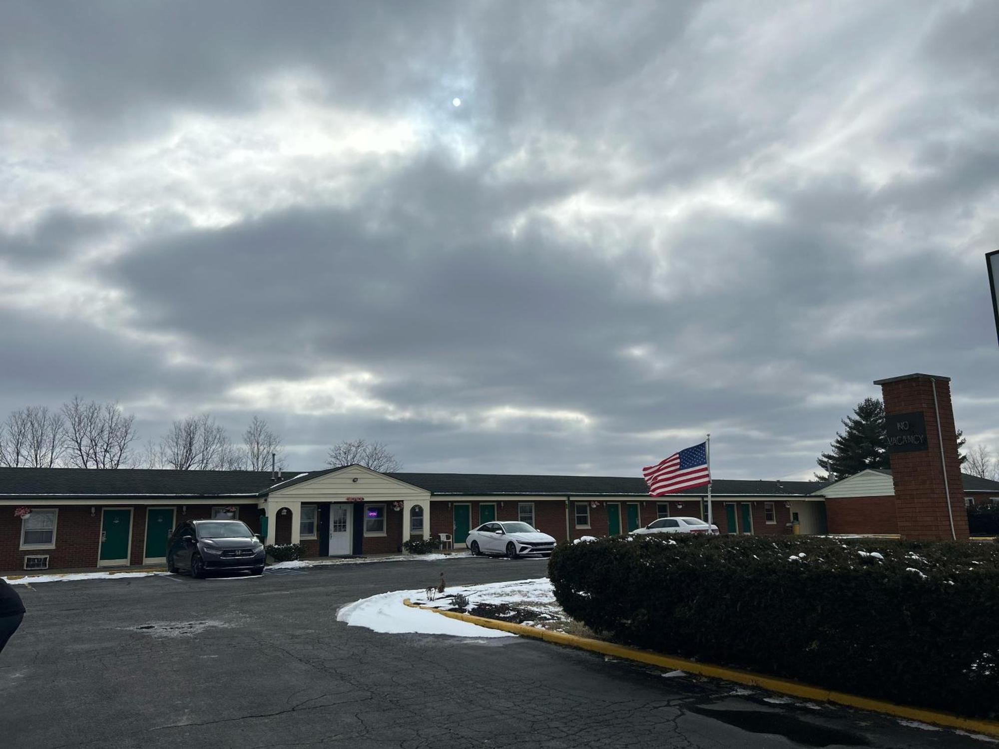 Hillcrest Motel By Oyo Aurora Near Lawrenceburg Dış mekan fotoğraf